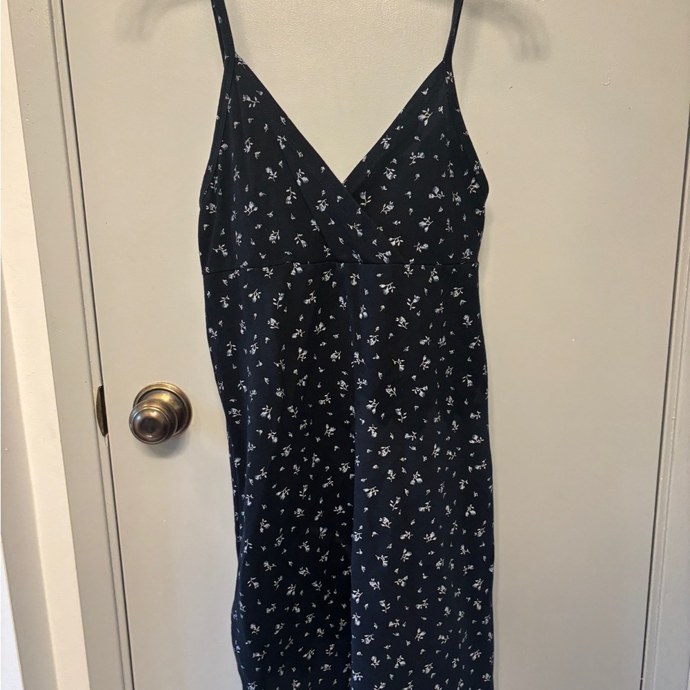 Brandy Melville Black Top